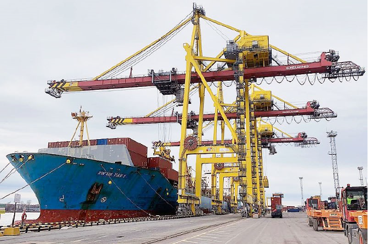 ��װ���⴬������г��ĵ�������