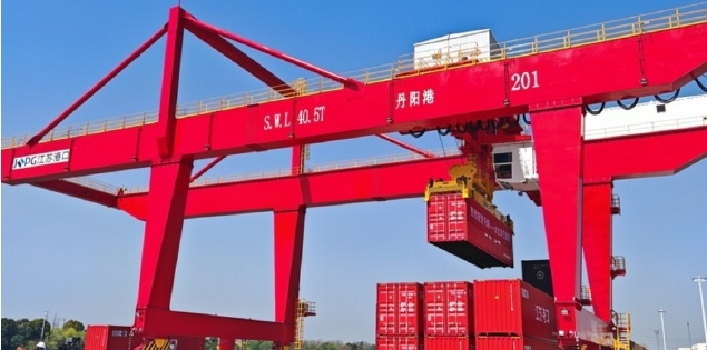 �������������ںӼ�װ����ͷ